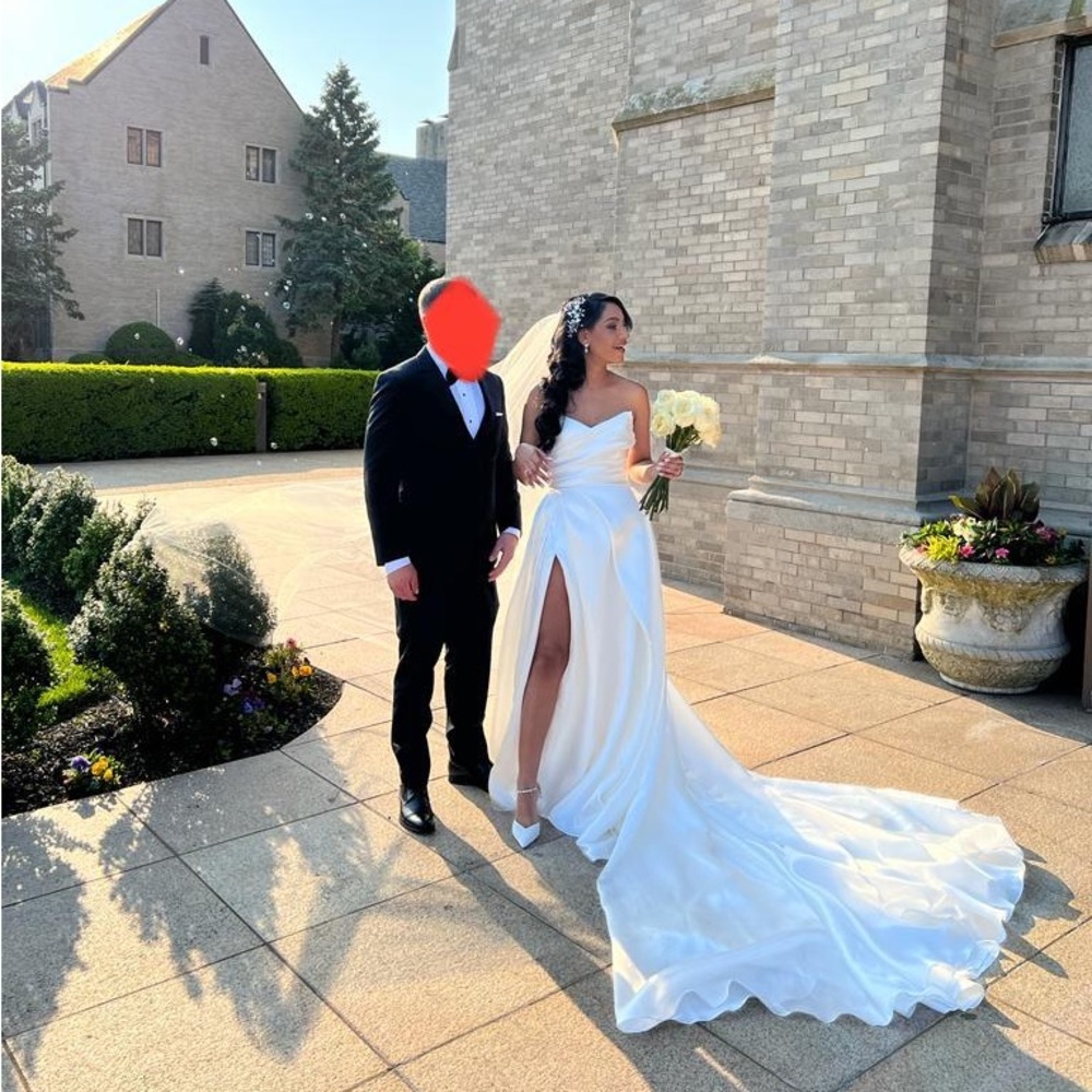 Wedding dress